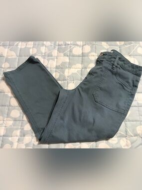Maurices Cropped Pants
